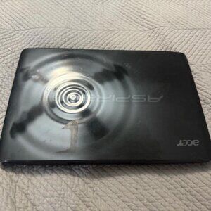 Acer Aspire One AO722-BZ69911.6" AMD Fusion C-60 AMD 320GB HDD Laptop